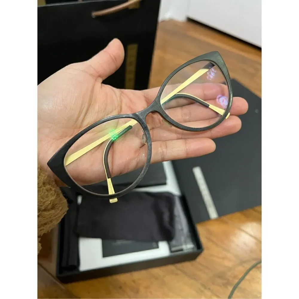 LINDBERG buffalo horn trae titanium cat eye style eyeglasses